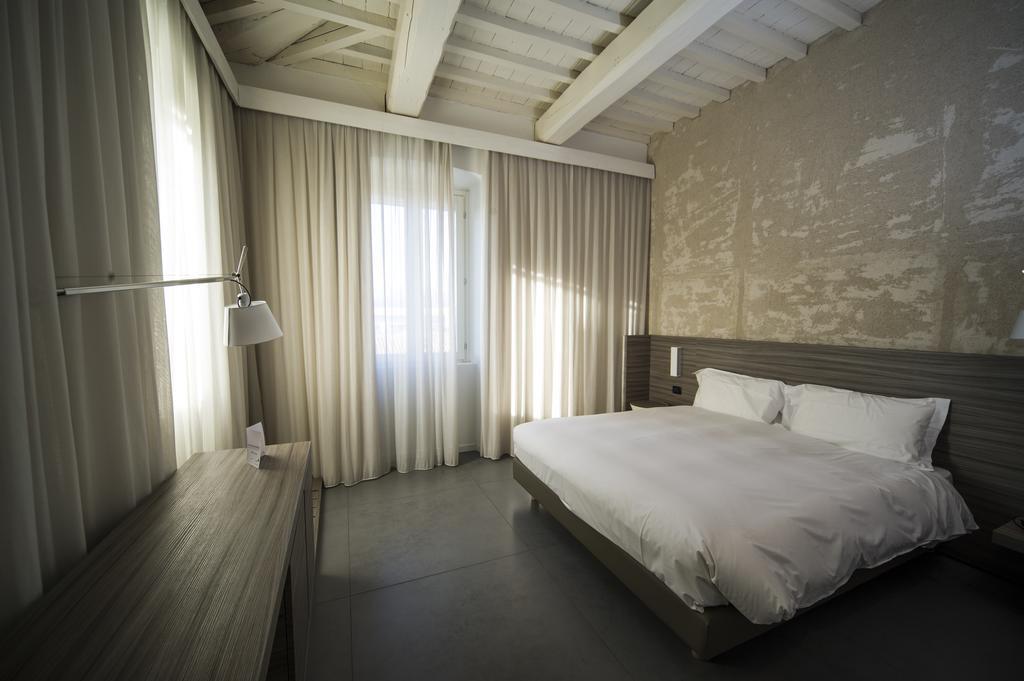 Hotel & Resort Le Colombare Фолиньо Экстерьер фото