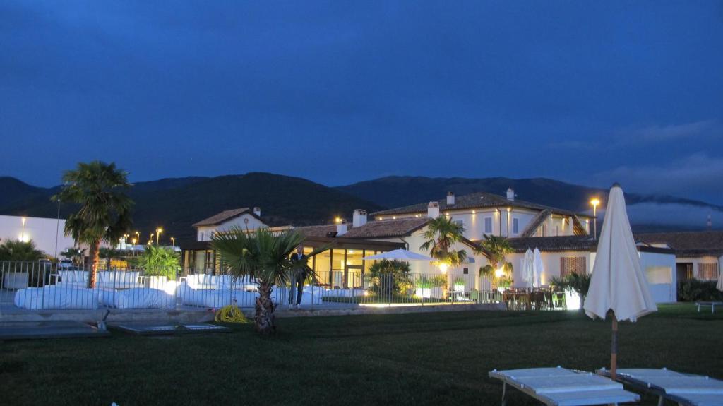 Hotel & Resort Le Colombare Фолиньо Экстерьер фото