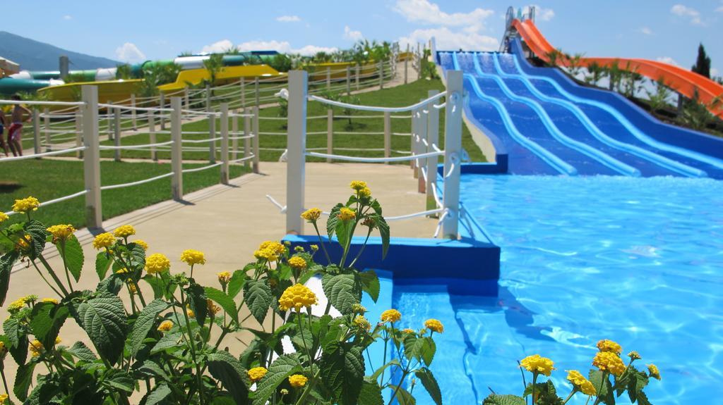 Hotel & Resort Le Colombare Фолиньо Экстерьер фото