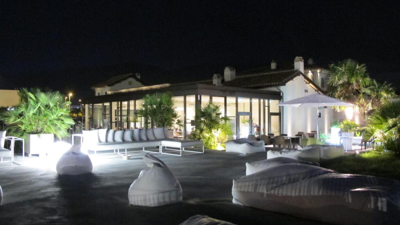 Hotel & Resort Le Colombare Фолиньо Экстерьер фото